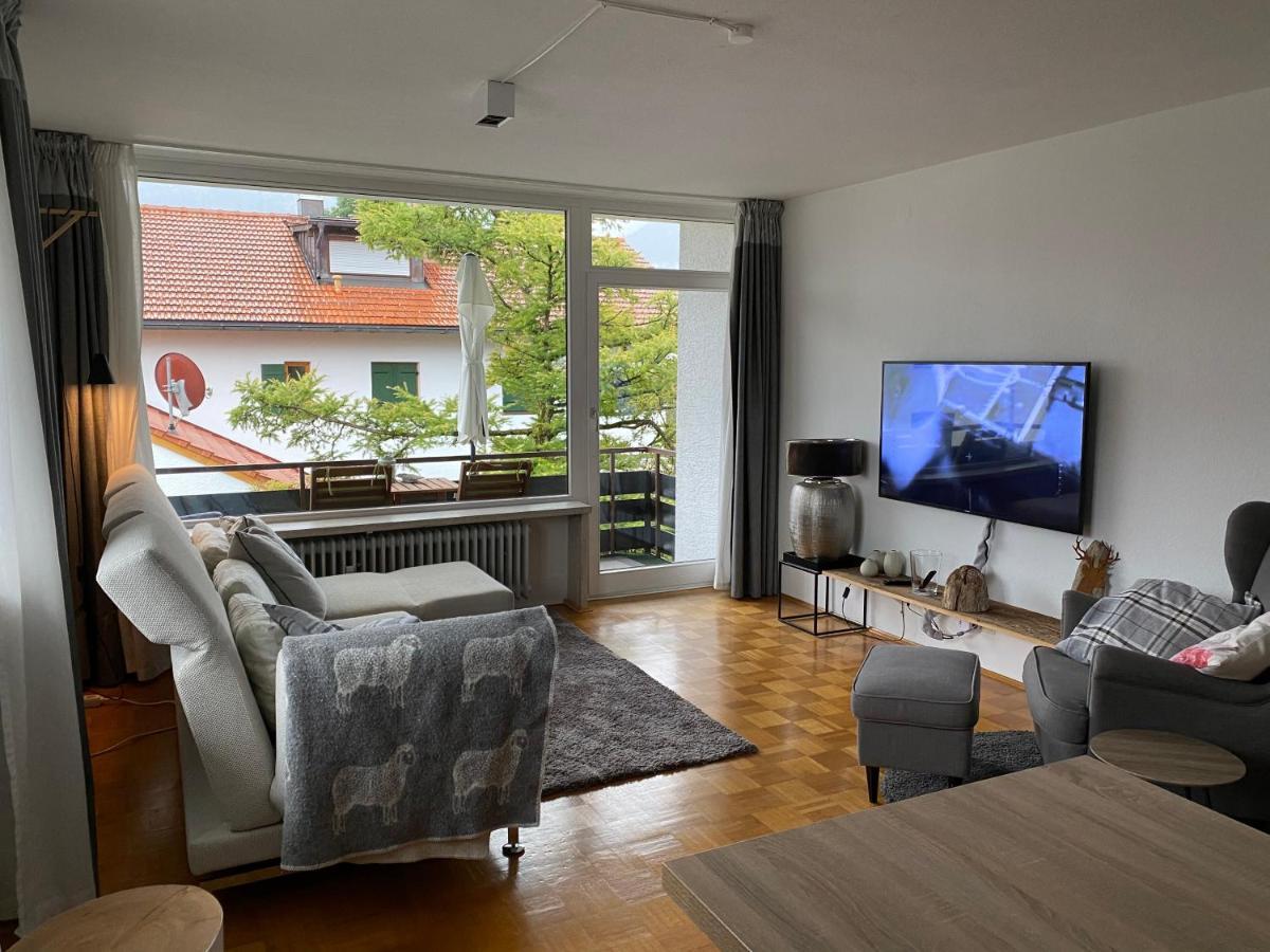 Ludwigslust - Ferienappartement mit Bergblick Schwangau Eksteriør billede